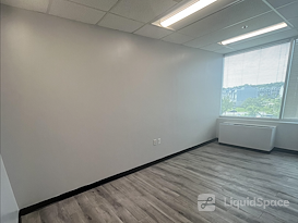 Perfect Office Solutions - Lanham 2 - 7404 Executive