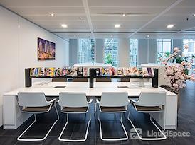 Regus | Amsterdam World Trade Centre Tower H