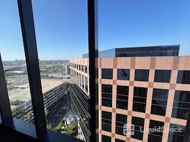 (WFB) Wells Fargo Tower