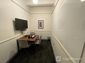 Industrious - City Hall