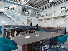 Regus | Naples, Brin
