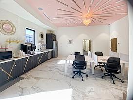 Regus | FL, Lakeland - Massachusetts Ave