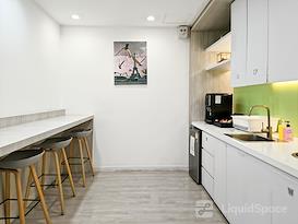 Regus | BANGKOK, M Thai Tower - All Seasons Place