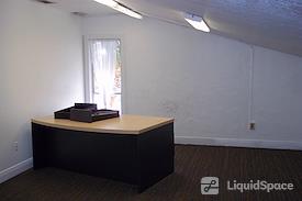 Crealde Business Center LLC