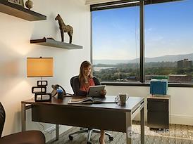 Regus | Tallan Financial Center