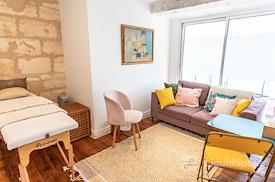 Holom, Maison des praticiens de bien-être - Location de cabinets thérapeutes à la carte.