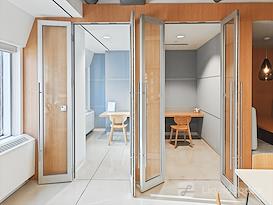 Regus | Exchange Tower