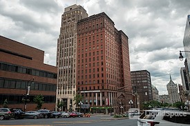 Expansive - State Street