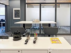 Regus | IA, Des Moines - Grand Ave