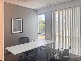 Regus | Freehold