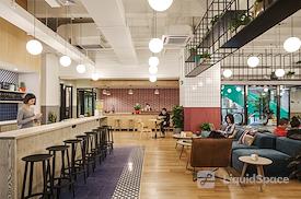 WeWork | 588 Yan'an Dong Lu