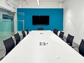 SPACES | IL, Chicago-  1 N State Street