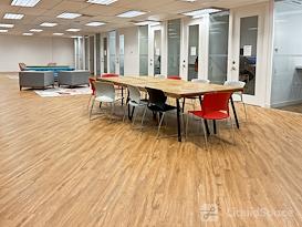 SPACES | ON, Toronto - 325 Front Street West