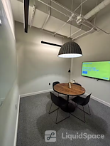 WeWork | 615 S College St