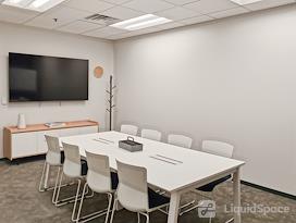 HQ | NE, Omaha - 11602 West Center Road