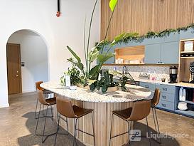 Loloft, Rogers - Flexible Meeting / Event Space 