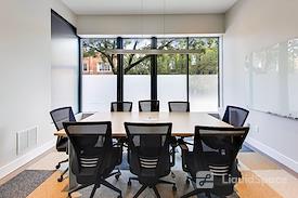 Desk606