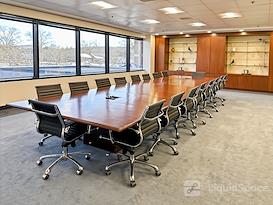 Regus | NJ, Bedminster - Crossroads Dr