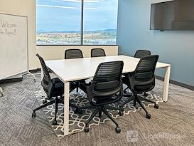 Regus | CA, Woodland Hills - Trillium Towers Center