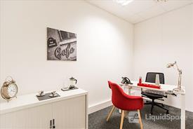 HQ - Paris République