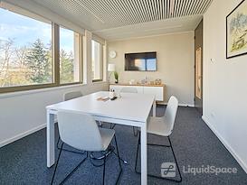 Regus | Senningerberg, Luxembourg Airport Moonar