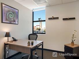 Regus | Schraffts Center