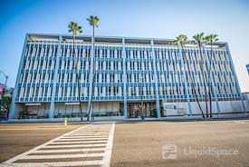 (BH3) Premier Workspaces - Beverly Hills Triangle 3