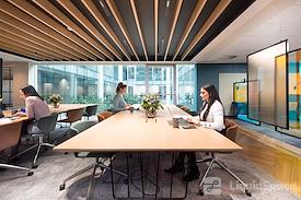 Landmark | Oxford Street