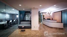 Jay Suites - Wall Street