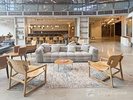 Signature | Washington - 600 Mass Ave