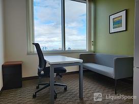 Regus | Key Center - Downtown