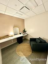 Signature Workspace - Cherry Hill's Work Club