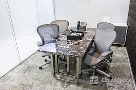 The Executive Centre - One Horizon Center