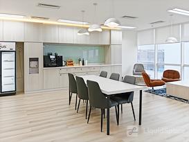 Regus | Jakarta, Metropolitan Tower