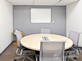 Regus | KY, Bowling Green - 922 State Street