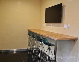 Jay Suites - 34th Street