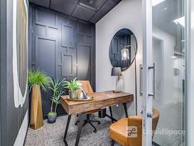 Lucid Private Offices | Downtown Main Street