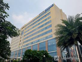 SPACES | Express Avenue