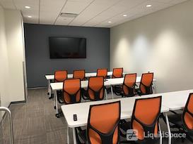 Office Evolution - Fishers