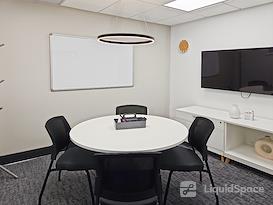 HQ | OH, Middleburg Heights - Engle Rd