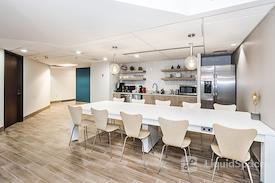 Regus || Waterfront Honolulu