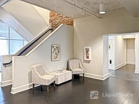 Regus | IN, Indianapolis - E Washington Street
