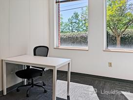 Regus | NC, High Point - Eastchester Drive