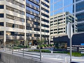 HQ | WA, Bellevue - NE 4th St