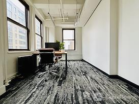 TKO Suites  - 307 West 38th Street