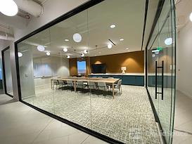 Common Desk - Post Oak Blvd