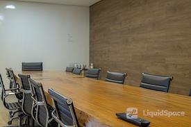 The Train Business Hub Santa Ana