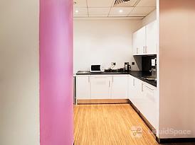 Regus | Heathrow, Bath Road