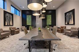 Expansive - 216 Coworking