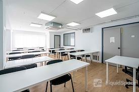 NIDUS COWORKING & OFFICE